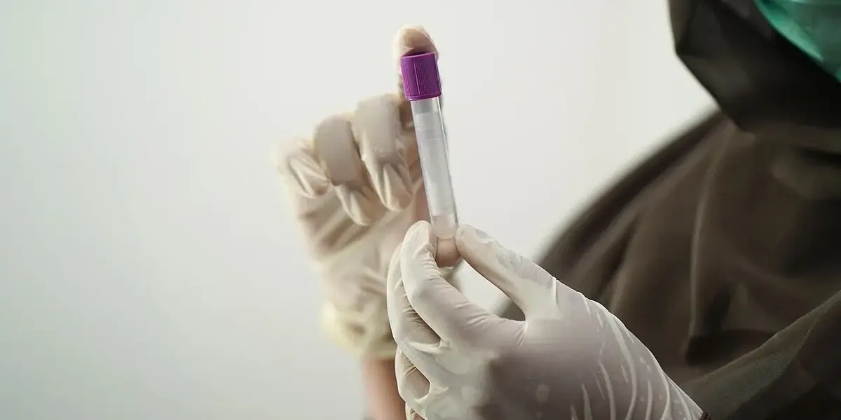 Jak wygląda badanie urologiczne i kiedy je wykonać?