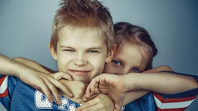 Adopcja rodzeństwa to wspaniała podróż pełna miłości