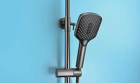 Jaki taboret pod prysznic dla seniora wybrać? Bezpieczne opc