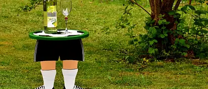 Stoliki przyłóżkowe – idealny wybór dla każdego wnętrza