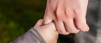 Adopcja dziecka z FAS – kluczowe informacje do podjęcia decy