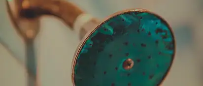 Taborety toaletowe – proste sposoby na dofinansowanie