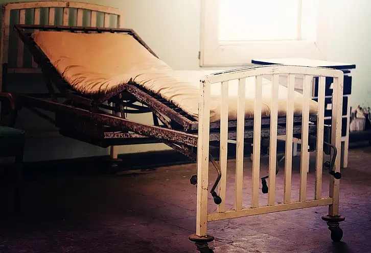 Jak wypożyczyć łóżko rehabilitacyjne? Formalności, koszty i 