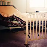 Jak wypożyczyć łóżko rehabilitacyjne? Formalności, koszty i 